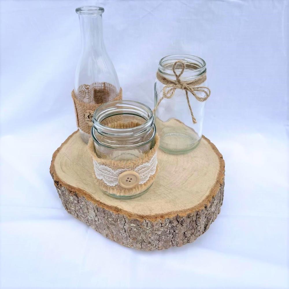 Jars with wooden slice 