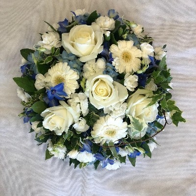 Blue and White Posy Pad