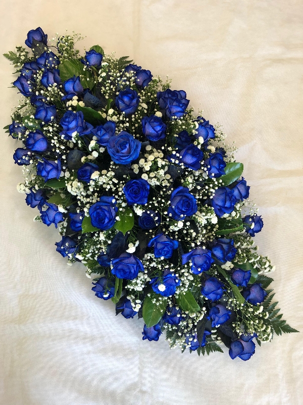 Blue Rose Coffin Spray – buy online or call 01353 721336