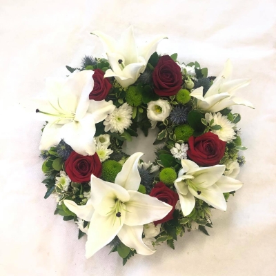 Red Rose Lily Wreath