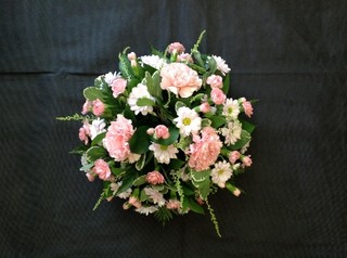 Pink loose posy